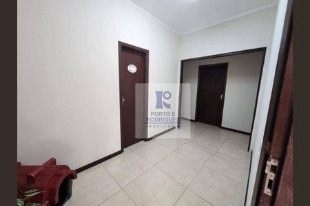 24_photo/94c8c5eb45.18e6ac91b37a8e88-ATLAS-ba37a910-5102-41d9-abc0-4d081c3ff59c.jpg de casa à venda com 3 quartos, 255m² em Parque São Quirino, Campinas