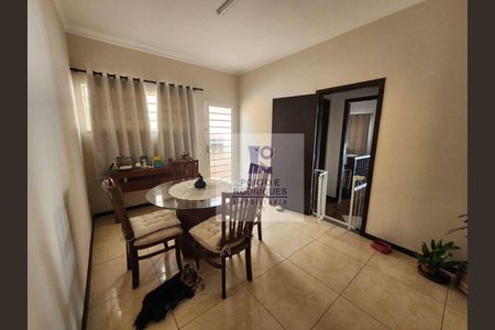 16_photo/94c8c5eb45.18e6ac91b37a8e88-ATLAS-e25b6705-b7e6-46b2-a0d1-272757ad2411.jpg de casa à venda com 3 quartos, 255m² em Parque São Quirino, Campinas