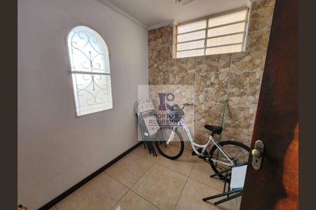 3_photo/94c8c5eb45.18e6ac91b37a8e88-ATLAS-f2c006e1-baec-4212-86bc-a3de7679ab80.jpg de casa à venda com 3 quartos, 255m² em Parque São Quirino, Campinas