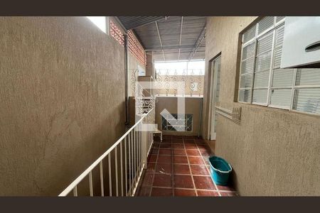 49_photo/94c8c5f8c5.521465a1a6cc0fb0-ATLAS-b8fe5ffa-168a-4164-9df3-e325e56ec3ce.jpg de casa à venda com 2 quartos, 230m² em Taquaral, Campinas