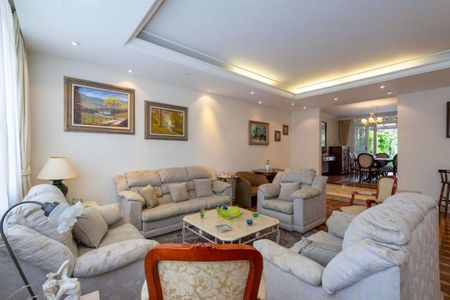 2_photo/94c8c5f909.4920d6e5269d0762-ATLAS-0cf06c4d-caed-4b57-b30b-68bdd0faa25b.jpg de casa à venda com 3 quartos, 200m² em Taquaral, Campinas