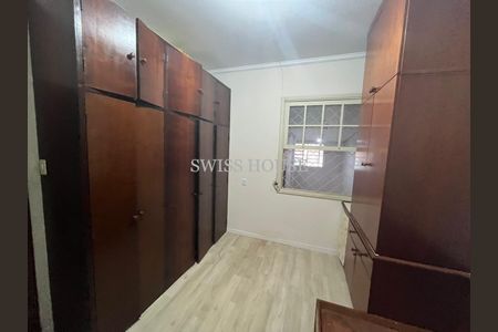 4_photo/94c8c5fe35.f8d7e90cbb8829d1-ATLAS-12eae3ef-8b9e-46a1-8f6d-08e7326057da.jpg de casa à venda com 4 quartos, 260m² em Taquaral, Campinas