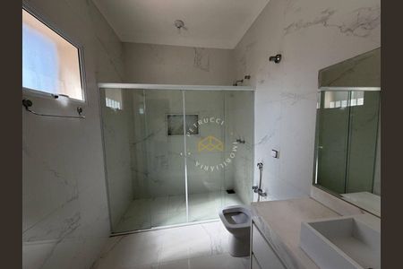 38_photo/94c8c5fe7d.548e2ea8c9b80c56-ATLAS-4b5835d9-5b32-468b-bed8-e30f536e877f.jpg de casa para alugar com 3 quartos, 242m² em Taquaral, Campinas