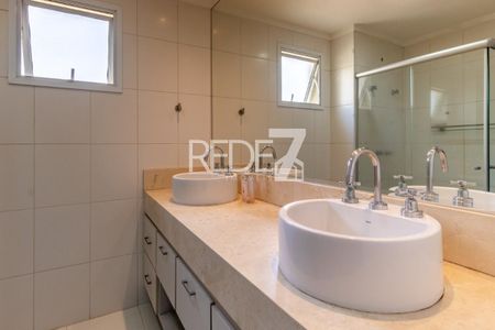 2_photo/94c8c60651.714411252c0fd6cd-ATLAS-08b35b1c-80ed-48a4-b2ee-063f4803533d.jpg de apartamento à venda com 4 quartos, 155m² em Vila Rossi e Borchi, Campinas