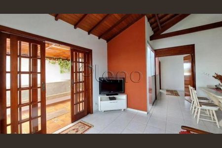 6_photo/94c8c616dd.aafc750051720c32-ATLAS-f46a5d1d-2e80-4655-9b61-d939d582a7bb.jpg de casa à venda com 4 quartos, 248m² em Jardim Chapadão, Campinas