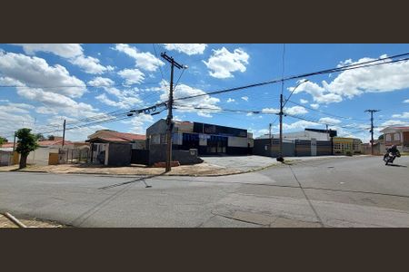 4_photo/94c8c623e5.ae3d86bef28e162d-ATLAS-1ed914a7-8862-40ba-82bd-4fda43f0a390.jpg de casa para alugar com 1 quarto, 182m² em Jardim Chapadão, Campinas