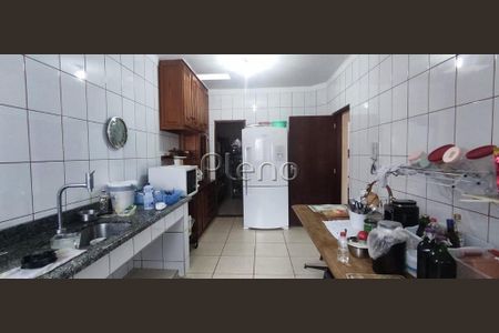 4_photo/94c8c625f5.9612d26e9df26329-ATLAS-347775cc-7543-4e25-b2d5-3e803cbefa8b.jpg de casa à venda com 4 quartos, 420m² em Jardim Chapadão, Campinas