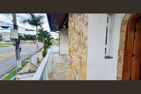 6_photo/94c8c62ab5.db829c6054abc860-ATLAS-6871b84d-21cd-4dd8-b1ed-97d2ed8218e0.jpg de casa à venda com 3 quartos, 340m² em Jardim Magnólia, Campinas