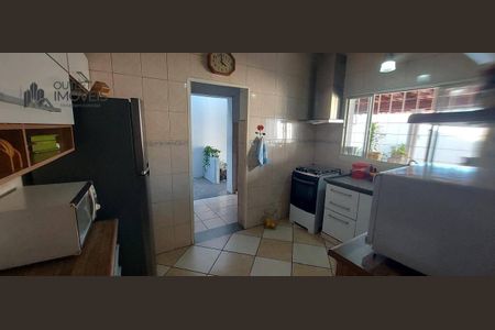11_photo/94c8c62ddb.ae3d86bef28e162d-ATLAS-11ff6755-5f31-4c21-9363-93614cef47f6.jpg de casa à venda com 3 quartos, 245m² em Jardim Chapadão, Campinas