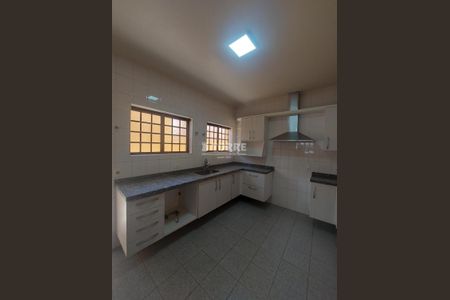 3_photo/94c8c62ea9.b9011c6352d0a570-ATLAS-1cfb5f97-b6b9-42b5-891a-ae3b9f5ca2eb.jpg de casa à venda com 5 quartos, 331m² em Jardim Chapadão, Campinas