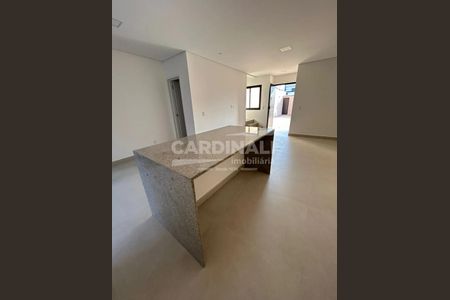 5_photo/94c8c63295.a275750a9bfe0216-ATLAS-02c9f3e9-704c-4082-85b0-e69504818db3.jpg de casa à venda com 3 quartos, 105m² em Jardim Chapadão, Campinas