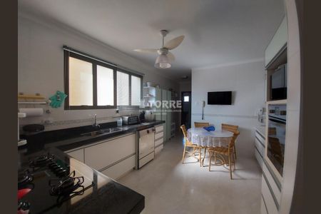 4_photo/94c8c63d35.245a7bfbd20dc7e9-ATLAS-0f9eb8e5-821f-45b7-9585-b75c4f3d4af0.jpg de apartamento à venda com 3 quartos, 182m² em Jardim Chapadão, Campinas