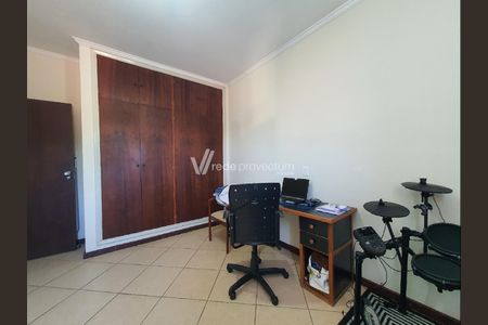 31_photo/94c8c6738b.0d38d50b15ed540b-ATLAS-c5591d97-ec2b-4dcf-9dd2-20d8bf25744d.jpg de casa à venda com 5 quartos, 300m² em Parque Taquaral, Campinas
