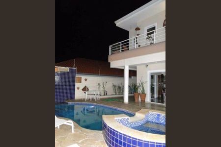 8_photo/94c8c67783.c3aa89f786696a49-ATLAS-254aee2b-59bf-4ec8-aec8-7e686e39c018.jpg de casa à venda com 3 quartos, 330m² em Parque Alto Taquaral, Campinas