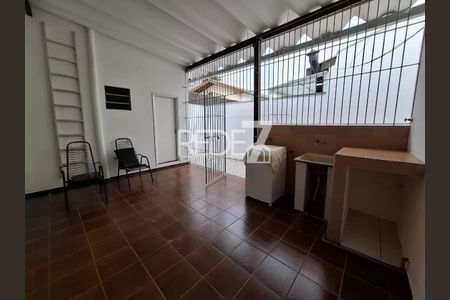 45_photo/94c8c67e7d.f2ed236aecaa8a04-ATLAS-ad8cf0d0-718c-457d-bd51-f47388979b70.jpg de casa à venda com 3 quartos, 225m² em Jardim Santa Genebra, Campinas