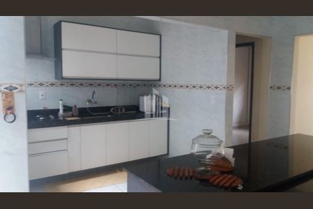 6_photo/94c8c688c9.f2ed236aecaa8a04-ATLAS-2860c3eb-c9f4-452f-b61c-c50ec1e6a1a7.jpg de casa à venda com 3 quartos, 250m² em Jardim Santa Genebra, Campinas