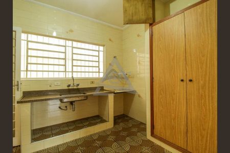 11_photo/94c8c68dc7.e182d30f96765f76-ATLAS-de470027-9fa2-459f-9561-33798b575725.jpg de casa à venda com 3 quartos, 210m² em Jardim Santa Genebra, Campinas