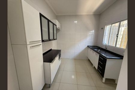 7_photo/94c8c68f13.21e3eef490867e9b-ATLAS-479362f8-b86a-4006-9810-aa0b493bdce9.jpg de casa para alugar com 2 quartos, 80m² em Jardim Santa Genebra, Campinas