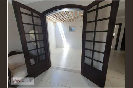 3_photo/94c8c6ae4d.2dd1942984d4a7f7-ATLAS-300bed99-5ec7-4f3d-90ef-5d3e06469684.jpg de casa à venda com 3 quartos, 178m² em Cidade Universitária, Campinas
