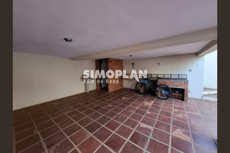 3_photo/94c8c6c131.d70e7eae2b930113-ATLAS-fa3bbcf2-04c5-433d-a390-23ea9a207b87.jpg de casa à venda com 3 quartos, 250m² em Jardim Santa Genebra II (Barao Geraldo), Campinas