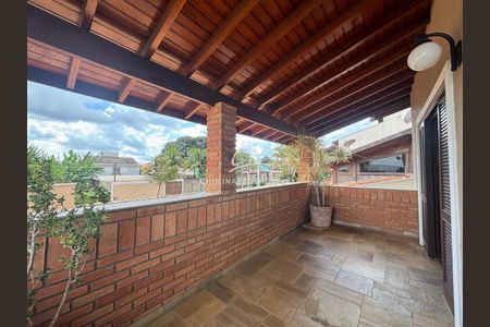 18_photo/94c8c72c87.d41ccc6539b5b4b0-ATLAS-bcc439ef-e549-47a7-9e78-96aa5c43261c.jpg de casa à venda com 3 quartos, 276m² em Bosque de Barão Geraldo, Campinas