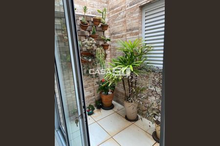 4_photo/94c8c784ed.dc8bbd111761e841-ATLAS-37e6a3ea-62a9-43b0-bcd1-6ae84ca20beb.jpg de casa à venda com 3 quartos, 162m² em Parque Via Norte, Campinas