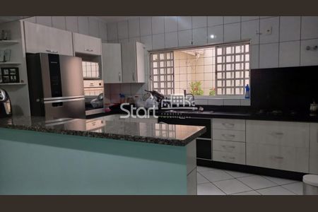 8_photo/94c8c79b57.8a00a68238a6a06b-ATLAS-58247096-3834-4690-ae6e-dfac76899f4e.jpg de casa à venda com 4 quartos, 320m² em Parque Via Norte, Campinas