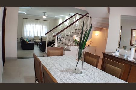 11_photo/94c8c7c6f3.2a5ec1c623a0236e-ATLAS-b618970d-afeb-4737-a2fb-cda298316a47.jpg de casa à venda com 3 quartos, 249m² em Jardim Chapadão, Campinas