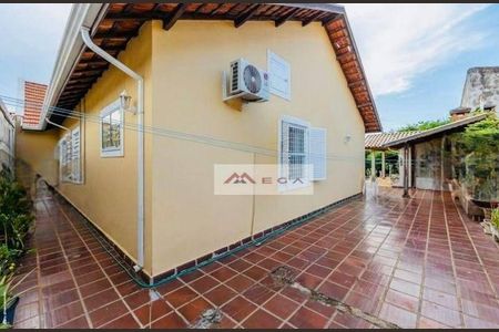 8_photo/94c8c7c8ff.0f81dd1a9a4f6ffb-ATLAS-4b24fbd0-8e2f-411b-9c8c-c57e93663f8e.jpg de casa à venda com 4 quartos, 189m² em Jardim Eulina, Campinas