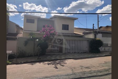 11_photo/94c8c7ccd5.6d966f5fb5582f4e-ATLAS-96fb4fdd-804a-46b1-9060-d500a60abf78.jpg de casa à venda com 3 quartos, 319m² em Jardim Chapadão, Campinas