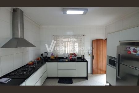 22_photo/94c8c7cd49.6a3329eb04d37c58-ATLAS-ad0eb144-3e80-48c6-bcd0-3f8b756a79e1.jpg de casa à venda com 3 quartos, 276m² em Jardim Quarto Centenário, Campinas