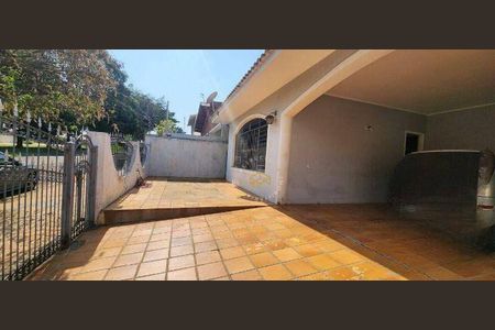 4_photo/94c8c7cd8f.ad53ac2532cfadcc-ATLAS-575c7165-5598-44c3-a809-c09c63318807.jpg de casa à venda com 4 quartos, 193m² em Jardim Chapadão, Campinas