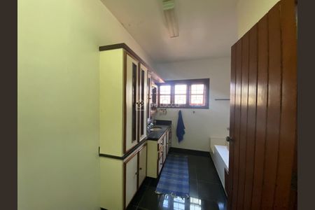 6_photo/94c8c7ce4f.b7a28b76476596d7-ATLAS-b3d3a5c5-75d6-42fc-8fec-d43cbf863112.jpg de casa à venda com 3 quartos, 333m² em Jardim Eulina, Campinas