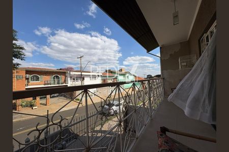 10_photo/94c8c7cfb3.2899b17cdfb92887-ATLAS-343a334a-8305-48b1-9887-df7868b3a11a.jpg de casa à venda com 3 quartos, 337m² em Jardim Eulina, Campinas