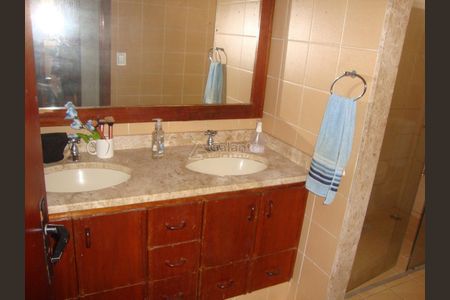 3_photo/94c8c7d4e1.8ca146e4695ff152-ATLAS-fede6bd4-88fc-45b4-b4f4-64649acfea70.jpg de casa à venda com 4 quartos, 214m² em Jardim Magnólia, Campinas