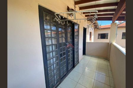 37_photo/94c8c7d739.09604b2c146ebc17-ATLAS-78b61a29-72fb-4a38-ac3e-a1ce45ec3eb5.jpg de casa à venda com 6 quartos, 300m² em Jardim Pacaembu, Campinas