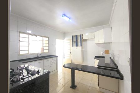 1_photo/94c8c8168b.1168d7f35de77434-ATLAS-0a2a83be-5456-4cda-be37-04e728f57b08.jpg de casa à venda com 3 quartos, 108m² em Jardim Ipaussurama, Campinas