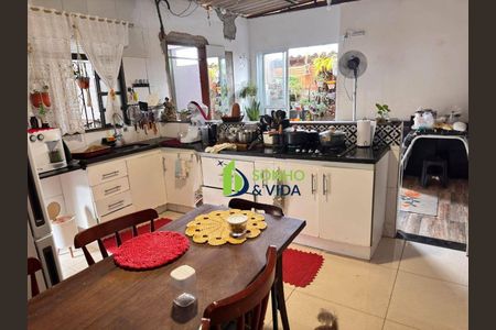 4_photo/94c8c8245d.ceff8192393c33de-ATLAS-273252fb-0f16-439d-b415-1fbe4acd438a.jpg de casa à venda com 2 quartos, 70m² em Cidade Satélite Íris, Campinas