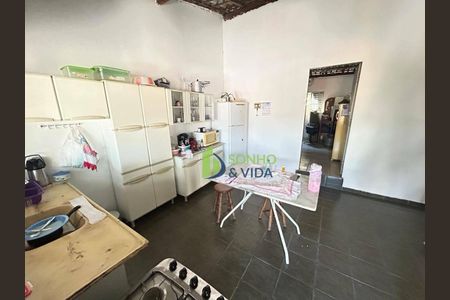 8_photo/94c8c826f7.86fa7c56df5ec564-ATLAS-5bbfe2c3-fd3c-4e4b-af96-94d1a832a05a.jpg de casa à venda com 2 quartos, 60m² em Cidade Satélite Íris, Campinas