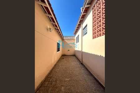 5_photo/94c8c83f4b.94eccd8fc9add72f-ATLAS-1a748d8b-9a46-475e-847b-5ee78ce9288a.jpg de casa à venda com 3 quartos, 175m² em Parque Tropical, Campinas