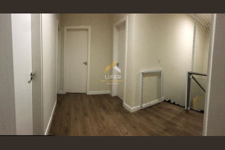 5_photo/94c8c83f81.d26d9d8de6c06089-ATLAS-1cb88f1b-3d0c-4223-bf50-65d1fc355bd2.jpg de casa à venda com 4 quartos, 226m² em Jardim Ipaussurama, Campinas