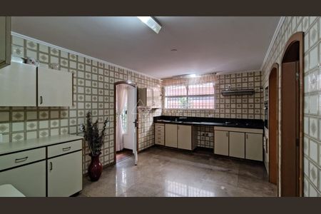 31_photo/94c8c843ab.659d7f3f71f48841-ATLAS-b7cc9001-d968-42e5-9324-0ed4bf65f8c9.jpg de casa para alugar com 4 quartos, 432m² em Jardim Campos Eliseos, Campinas