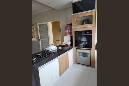 7_photo/94c8c855c7.8d1d596cf1356774-ATLAS-38664b06-3f16-4aa1-ae68-e335a145951d.jpg de casa à venda com 3 quartos, 344m² em Jardim Novo Campos Eliseos, Campinas