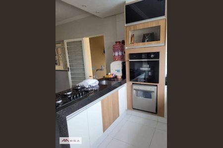 7_photo/94c8c857d3.df55c1385ec0a0a8-ATLAS-2938fbe2-ec17-48f9-9a70-6c61498fd2f2.jpg de casa à venda com 3 quartos, 250m² em Jardim Novo Campos Eliseos, Campinas