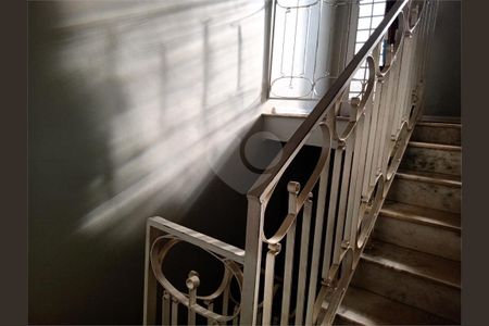 7_photo/94c8c85ea5.2fc54a3393eb30ba-ATLAS-340a61d1-cc5f-467b-bd9d-fcec23efe310.jpg de casa à venda com 5 quartos, 300m² em Jardim Campos Elíseos, Campinas