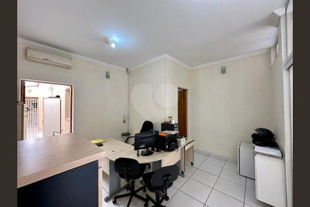 9_photo/94c8c86421.64ac2371dd04f17e-ATLAS-e63975d7-3bd4-4e13-a60a-e981c5de1a5b.jpg de casa à venda com 4 quartos, 200m² em Jardim Pauliceia, Campinas