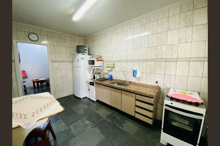 29_photo/94c8c870e3.ef5e70450c69daaf-ATLAS-daa3b3ed-e085-47fb-b9d1-fac43769f4c3.jpg de casa à venda com 3 quartos, 135m² em Jardim Garcia, Campinas