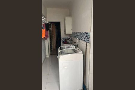 23_photo/94c8c87153.cfa739a5e5a42e59-ATLAS-f5aea184-73e9-4a5d-83f2-20b4d59b997f.jpg de casa à venda com 4 quartos, 250m² em Jardim Garcia, Campinas