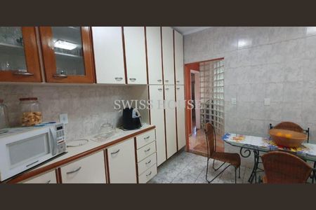 6_photo/94c8c87bf7.811fce740513c475-ATLAS-ea870620-a59e-4b86-b8c9-2dd34c740ff8.jpg de casa à venda com 3 quartos, 220m² em Jardim Aurelia, Campinas