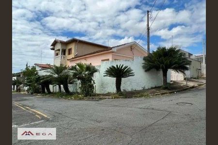 3_photo/94c8c87fa5.ae4094a2cf5fd90c-ATLAS-763fd678-f031-4d08-a709-9aade919110f.jpg de casa à venda com 5 quartos, 285m² em Jardim Magnólia, Campinas